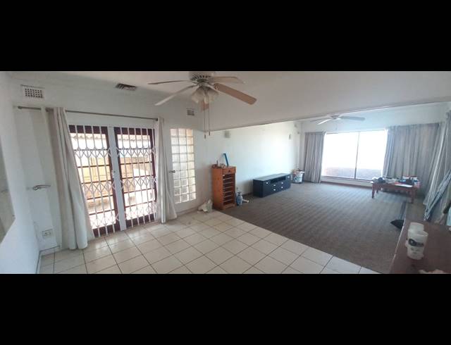 3 BEDROOM FREEHOLD FOR SALE IN GLENMORE